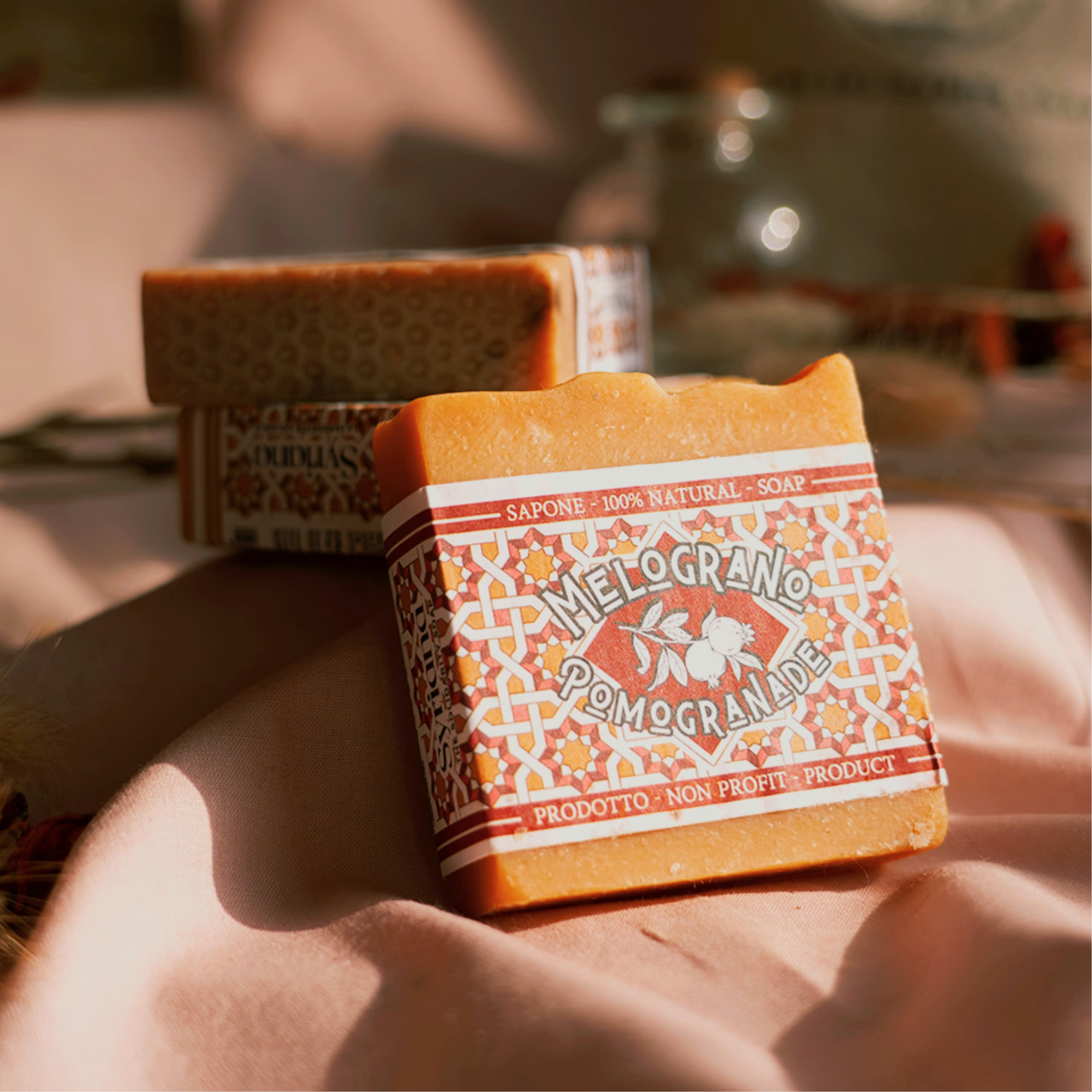 Kaltverarbeitete Seife: Granatapfel, Kaffee-Kardamom, Honig-Hafer: Mischung aus allen