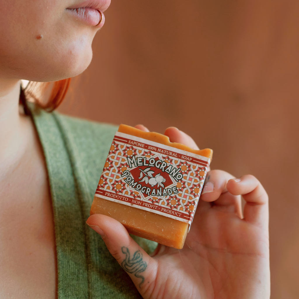 Kaltverarbeitete Seife: Granatapfel, Kaffee-Kardamom, Honig-Hafer: Mischung aus allen