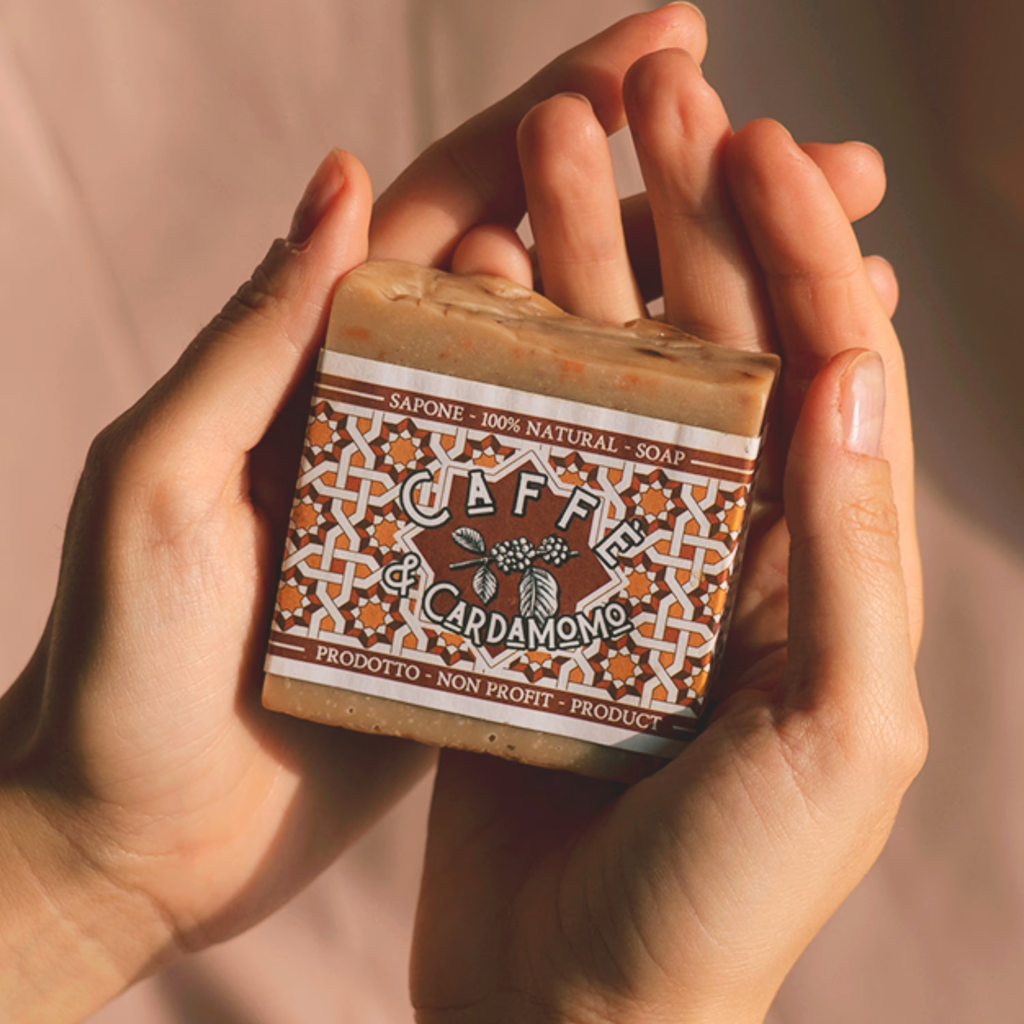 Kaltverarbeitete Seife: Granatapfel, Kaffee-Kardamom, Honig-Hafer: Mischung aus allen